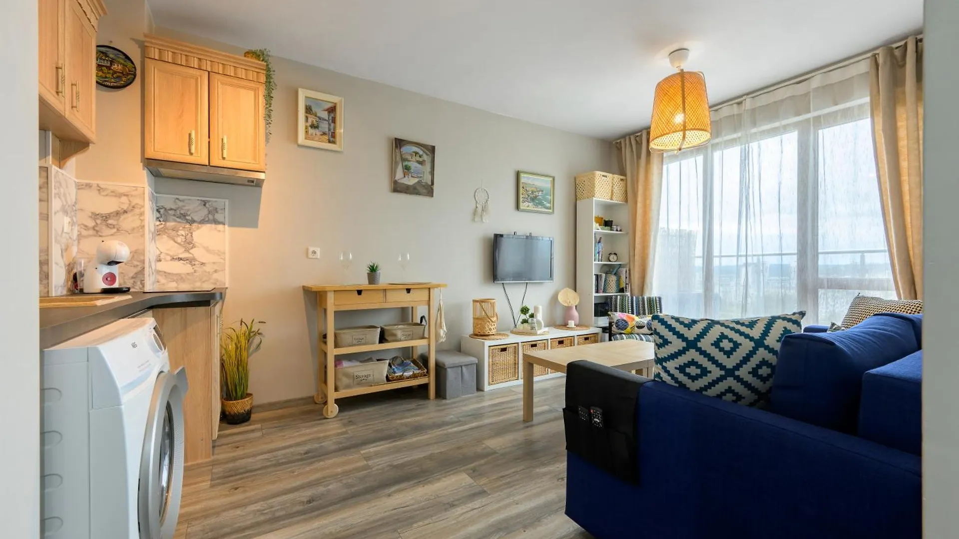 Apartament Sunny Flat-4 People-Delta Mall-Private Parking Space Warna
