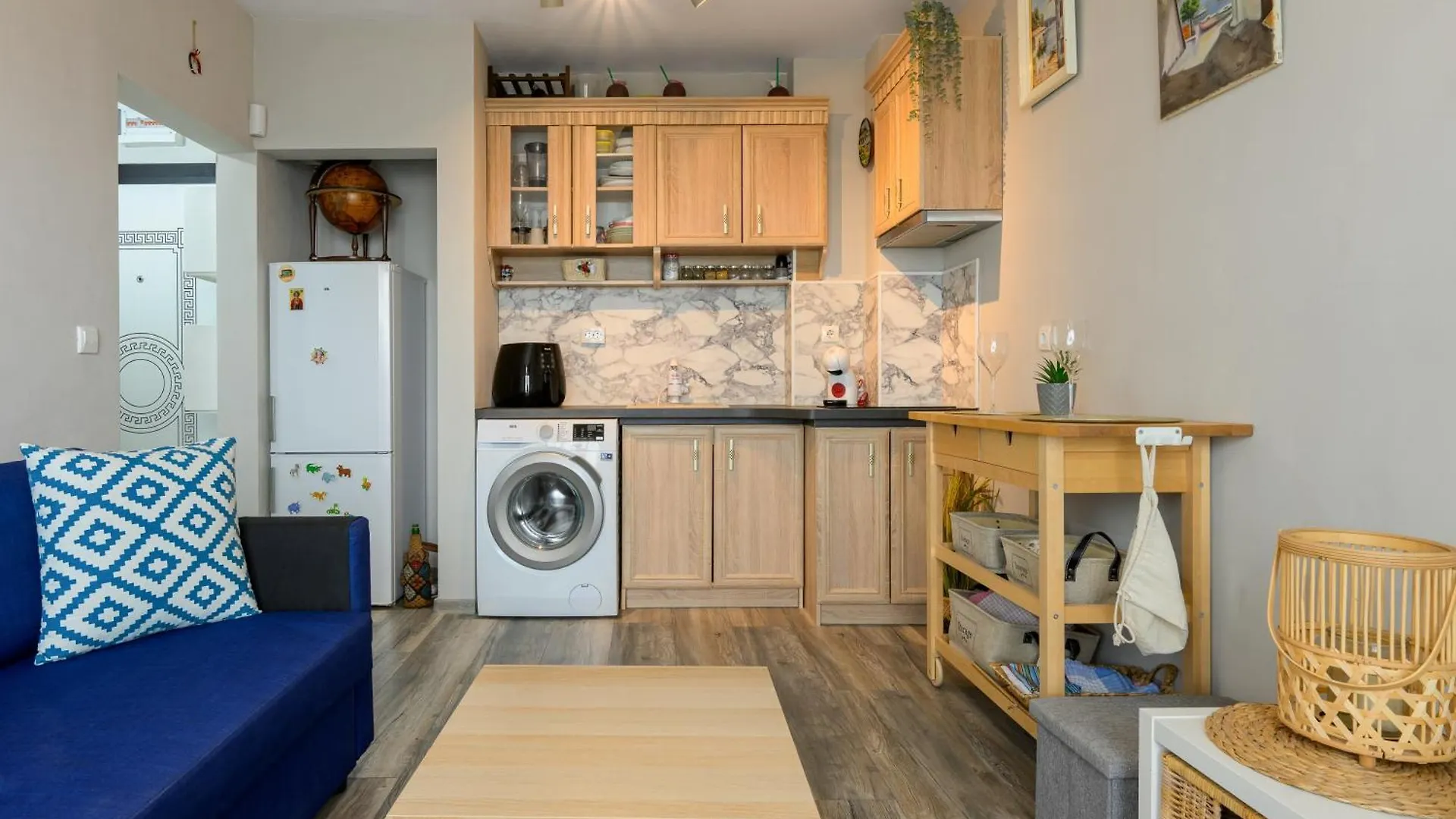 Apartment Sunny Flat-4 People-Delta Mall-Private Parking Space Varna