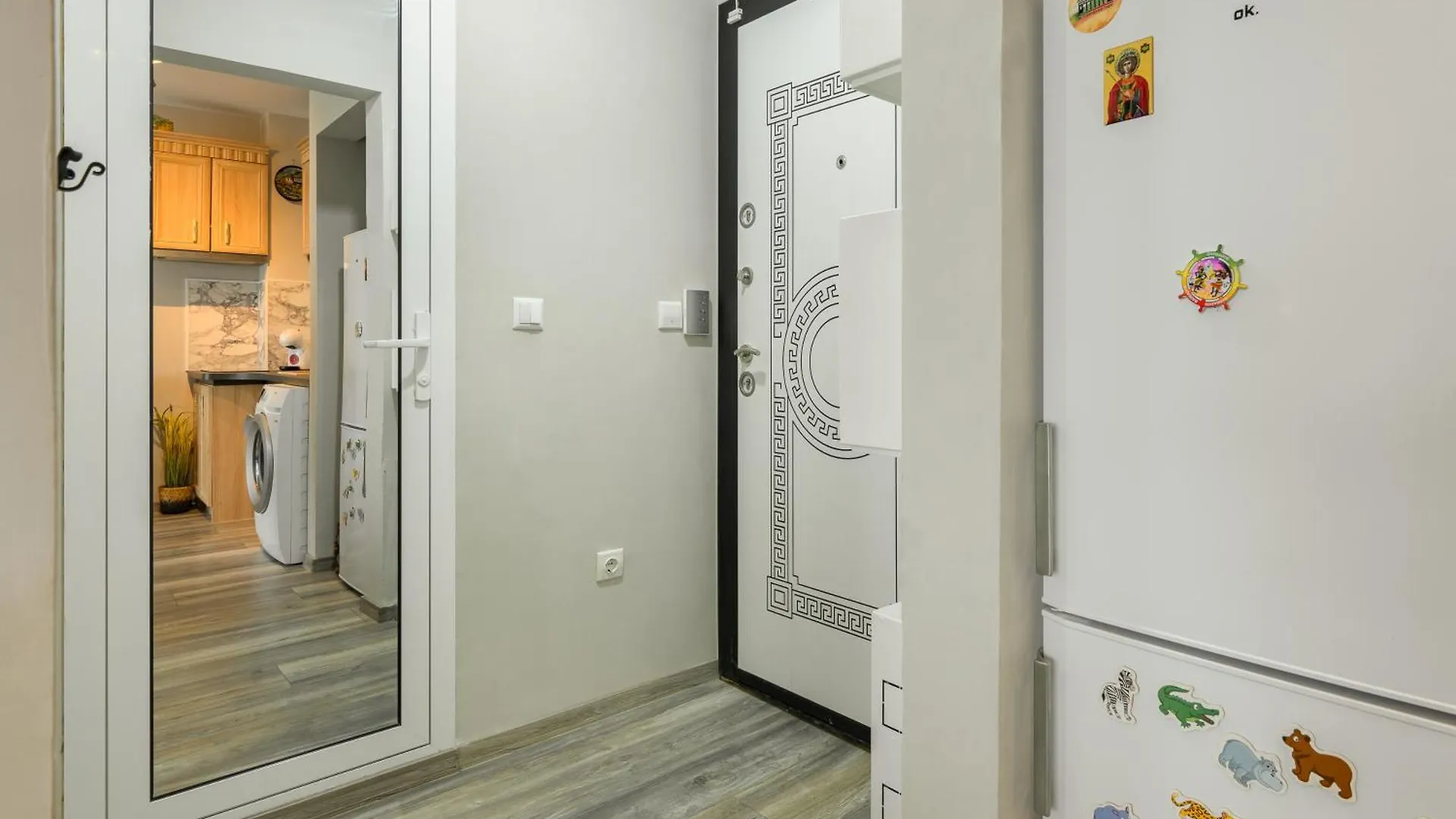 Sunny Flat-4 People-Delta Mall-Private Parking Space Varna